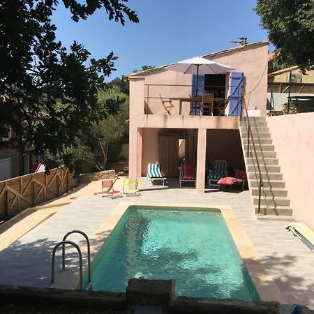 A L'Ombre Du Gros Chene Villa Sainte-Anastasie-sur-Issole Eksteriør bilde